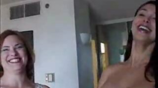 Belə ki, yaraşıqlı amerikalı çinli sevgilisi cümə axşamı gecəsi möcüzəli seks əyləncəli video hazırlayır