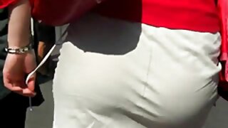 Sexy sarışın seks maşını tərəfindən döyüldü